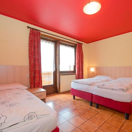 Ferienwohnung Casa Rosalba Livigno Exterior foto