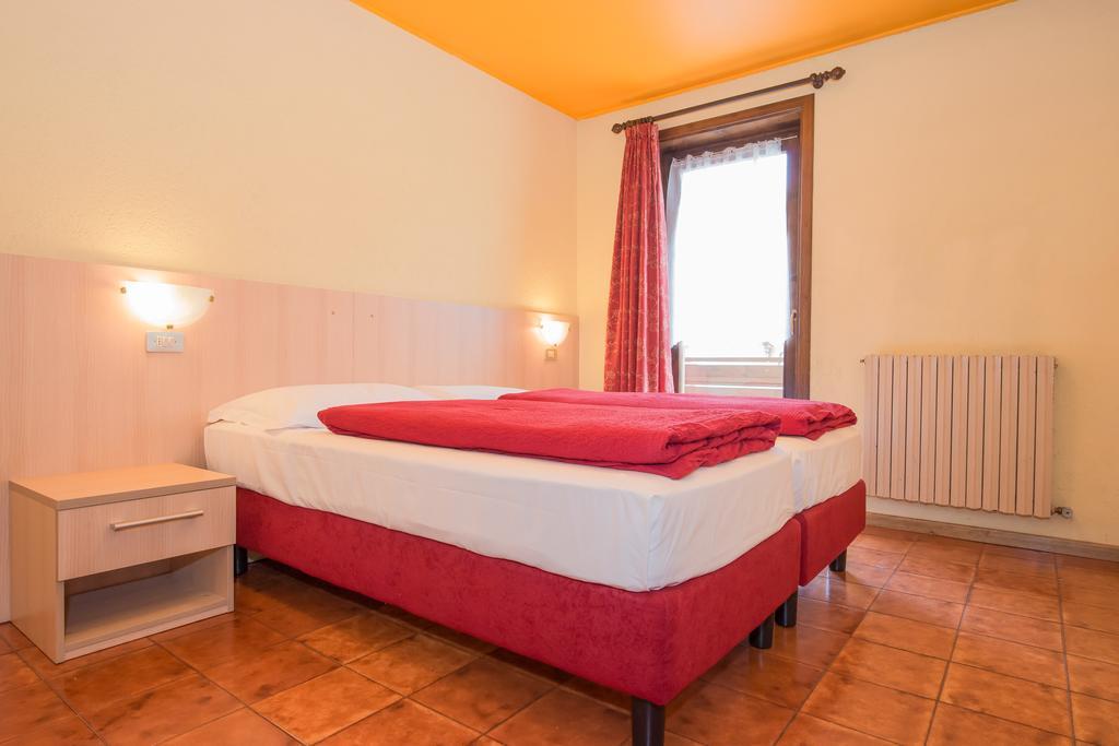 Ferienwohnung Casa Rosalba Livigno Exterior foto