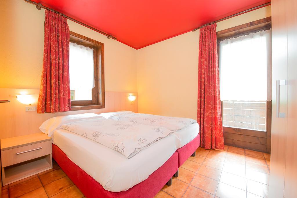 Ferienwohnung Casa Rosalba Livigno Exterior foto